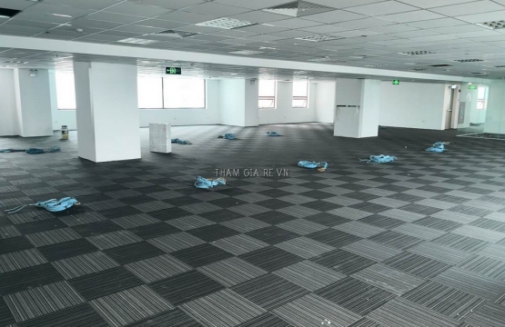 Công trình 1000m2 thảm tấm đế cao su tại văn phòng VP Bank, Trung Kính, Hà Nội