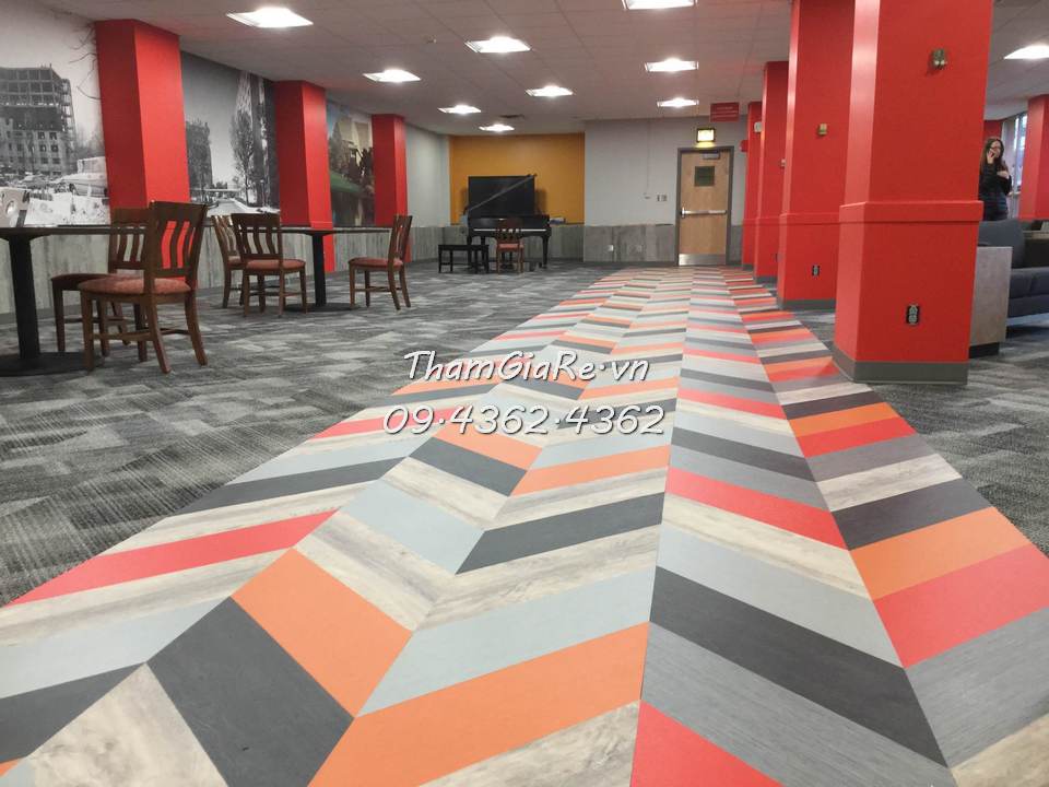 Trải thảm văn phòng tạo điểm nhấn màu sắc theo thiết kế nội thất mẫu 01