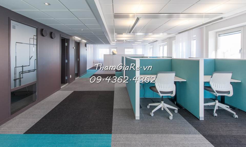 Trải thảm văn phòng tạo điểm nhấn màu sắc theo thiết kế nội thất văn phòng mẫu 02