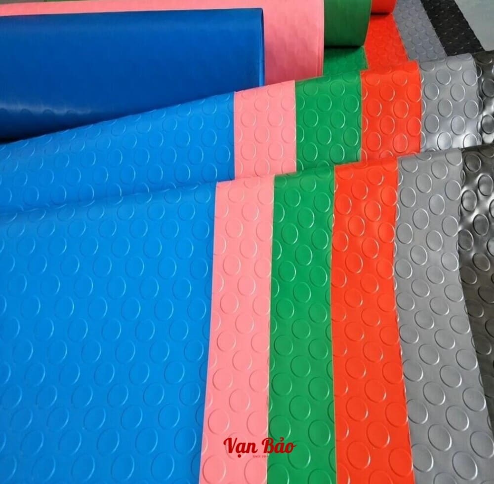 Thảm nhựa trải xưởng
