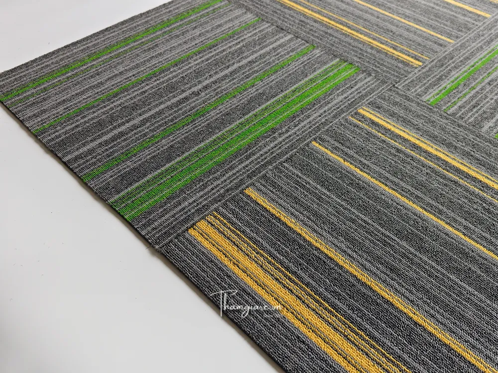 Thảm tấm Color phối màu vàng với xanh lá