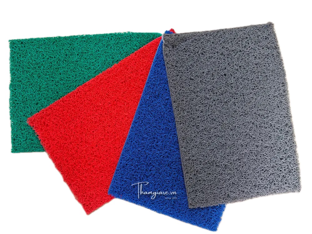 Thảm rối chùi chân giá rẻ có 4 màu sắc: xanh lá, đỏ, ghi, xanh dương